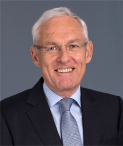 Esben Poulsson
